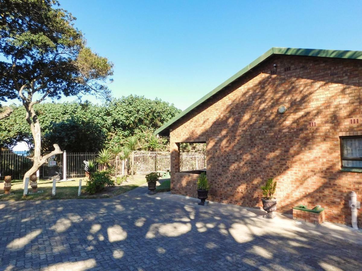 Mama Mia Cottages Oslo Beach Port Shepstone Esterno foto