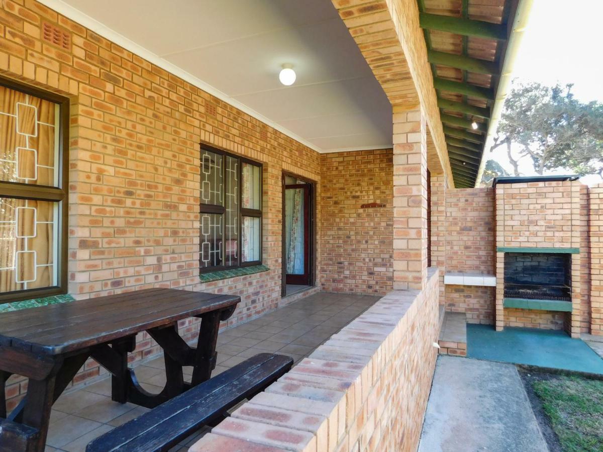 Mama Mia Cottages Oslo Beach Port Shepstone Esterno foto