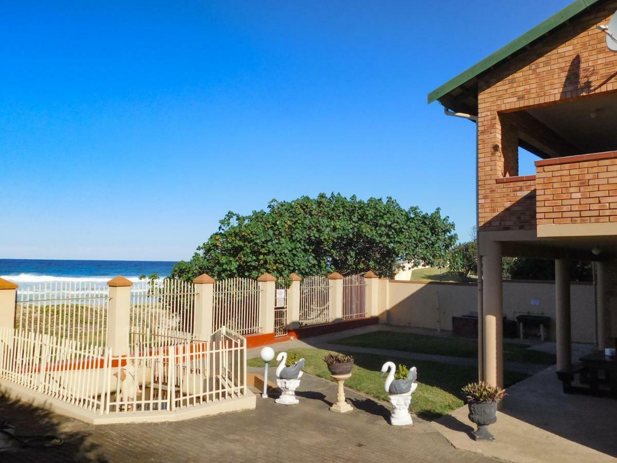 Mama Mia Cottages Oslo Beach Port Shepstone Esterno foto